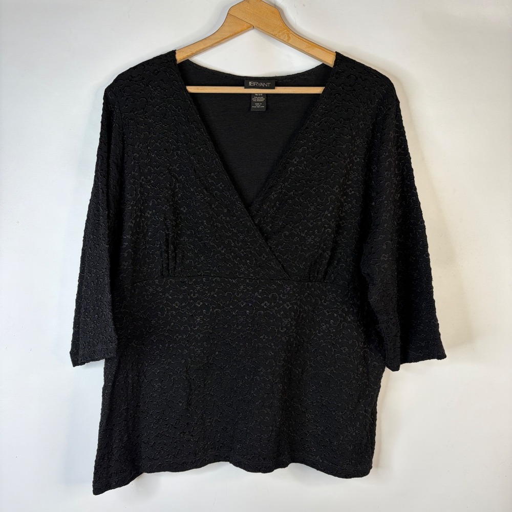Lane Bryant Top Women 18/20 Black Surplice V-Neck Textured 3/4 Sleeve